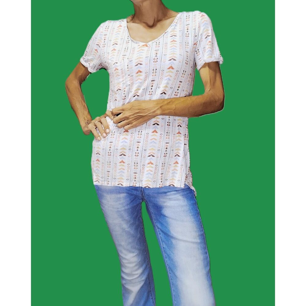 White Aztec Tribal Print Hi-Lo Flowy V-Neck Top ~ Small ~ Maurices 24/7